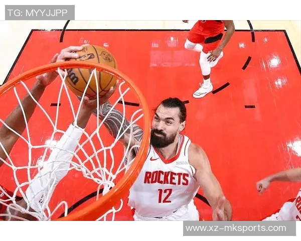 亚当斯场均仅22分钟却能拿下45个前场篮板领跑联盟表现惊人